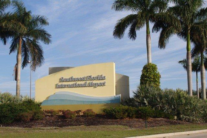 Airport Shuttle to and from Naples to SWFL International Airport in and near Florida